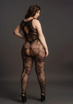 Combinaison en dentelle noire Formes généreuses