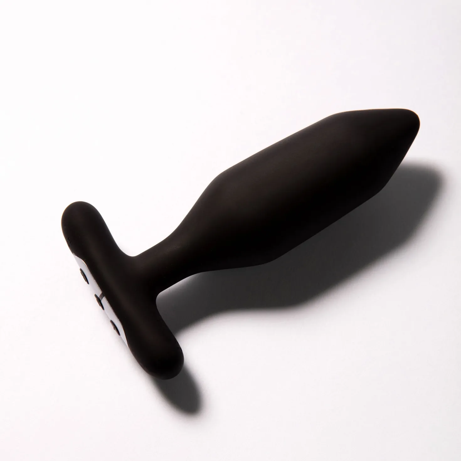 Je Joue - Onyx Butt Plug with Remote Control