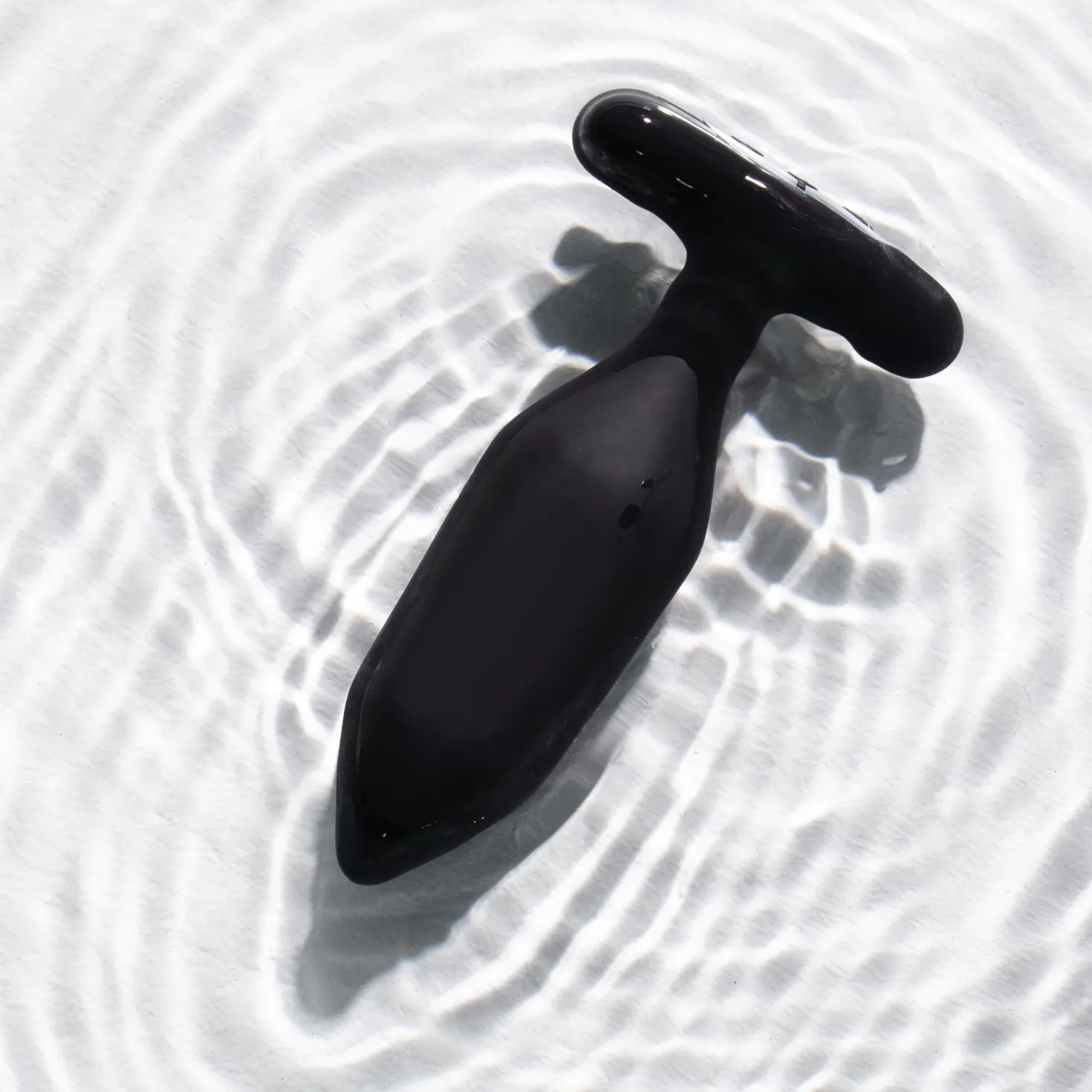 Je Joue - Onyx Butt Plug with Remote Control