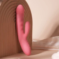 SVAKOM - Avery Vibromasseur Rabbit Pénétrant - Rose Fraise